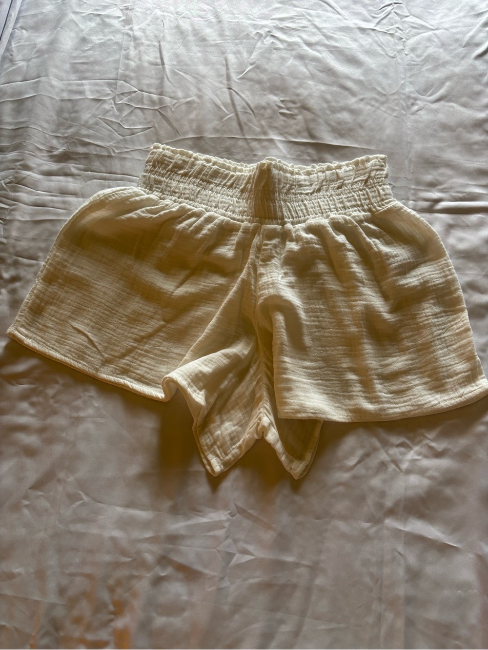 Women's Cream Smocked Waist Casual Shorts